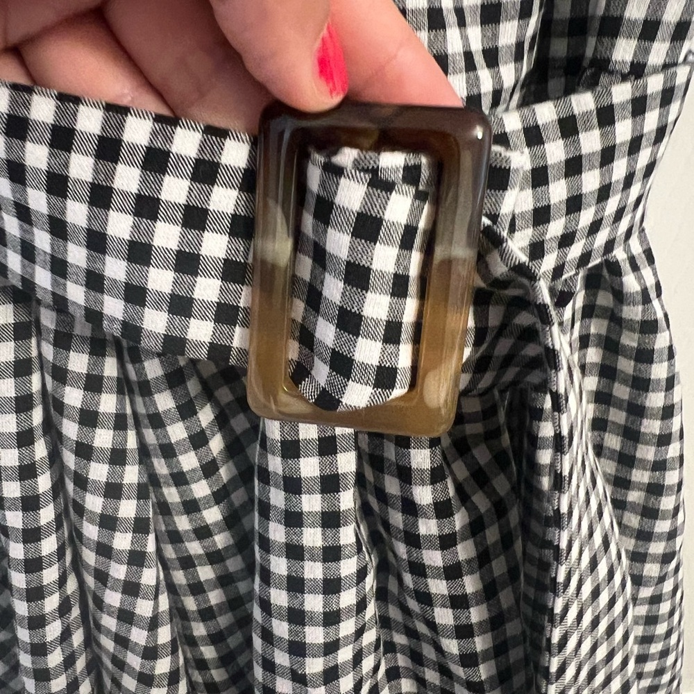 Commense Gingham Belted Fitted Sleeveless Dress - Picture 10 of 10